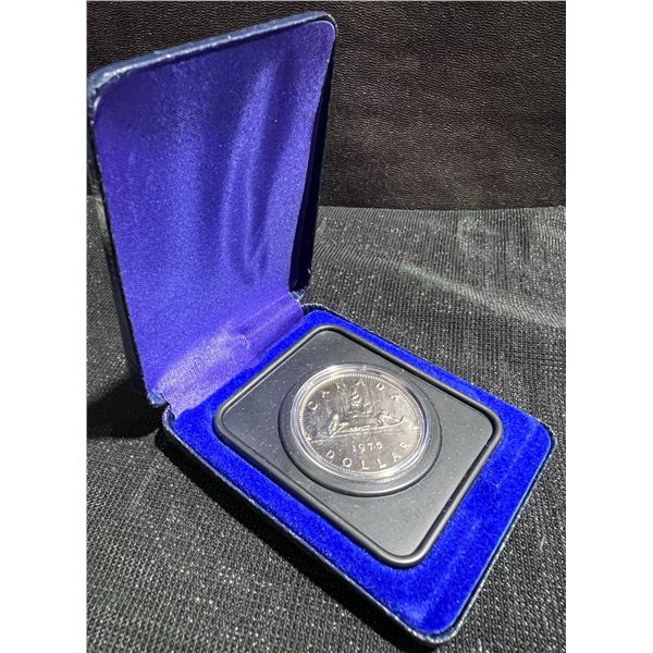 1975 Canada Silver Dollar in Original Case