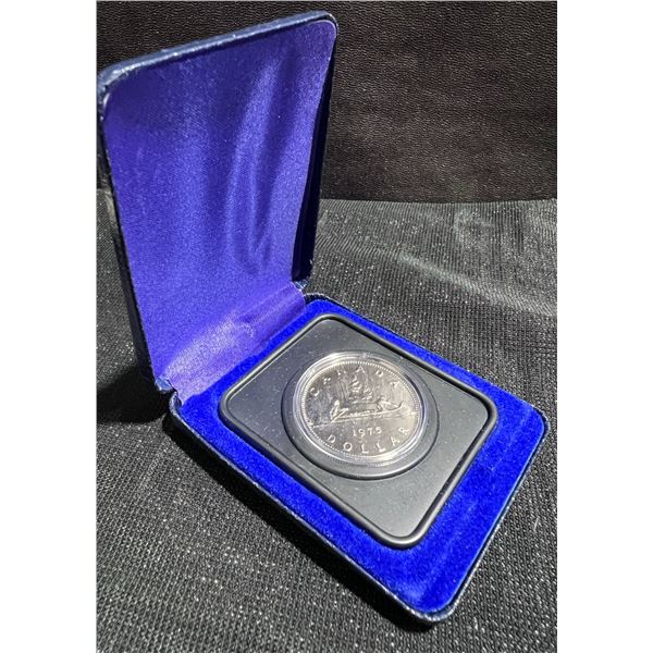 1975 Canada Silver Dollar Coin in Original Case