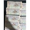 Image 11 : 20 Canadian 2 Dollar Banknotes, 1986 Series Birds of Canada