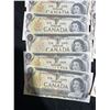 Image 4 : 20 Canadian 1 Dollar Banknotes, 1954 Issue