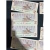 Image 6 : Eight 1986 Canadian $2 Banknotes, Birds of Canada Series