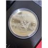 Image 2 : 2006 Royal Canadian Mint Silver Dollar Victoria Cross Brilliant Uncirculated