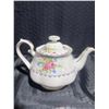 Image 22 : Royal Albert Bone China "Petit Point" Pattern England 51-Piece Set