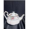 Image 24 : Royal Albert Bone China "Petit Point" Pattern England 51-Piece Set