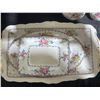 Image 4 : Royal Albert Bone China "Petit Point" Pattern England 51-Piece Set