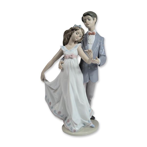 2pc Lladro Porcelain Ten Years and Forever Figurine 7642.