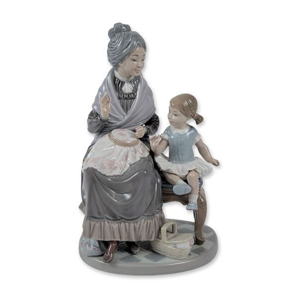 Lladro Porcelain Figurine, A Visit with Granny 1005305