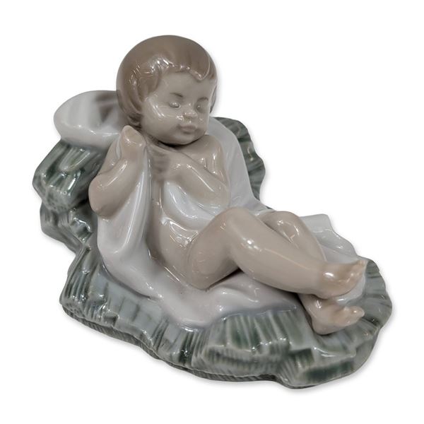 Lladro Porcelain Baby Jesus Figurine 5478