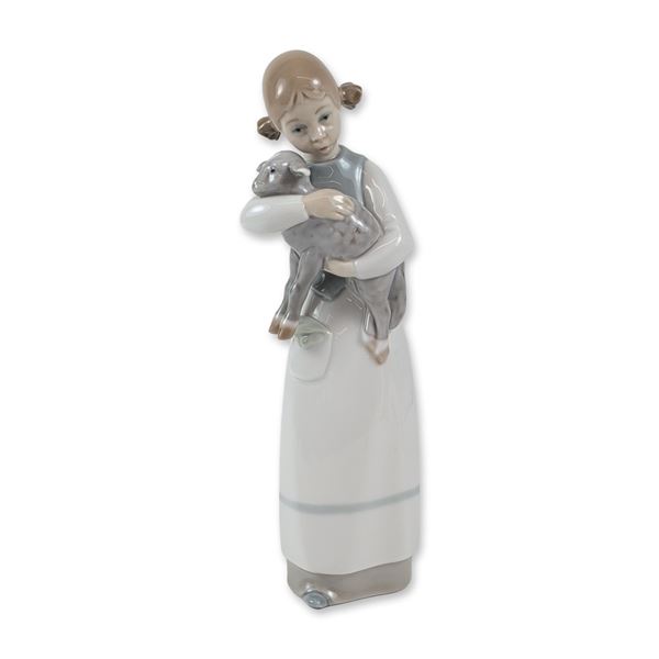 Lladro Porcelain Figurine, Girl with Lamb 1001010