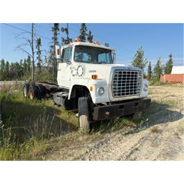 1982 Ford L8000