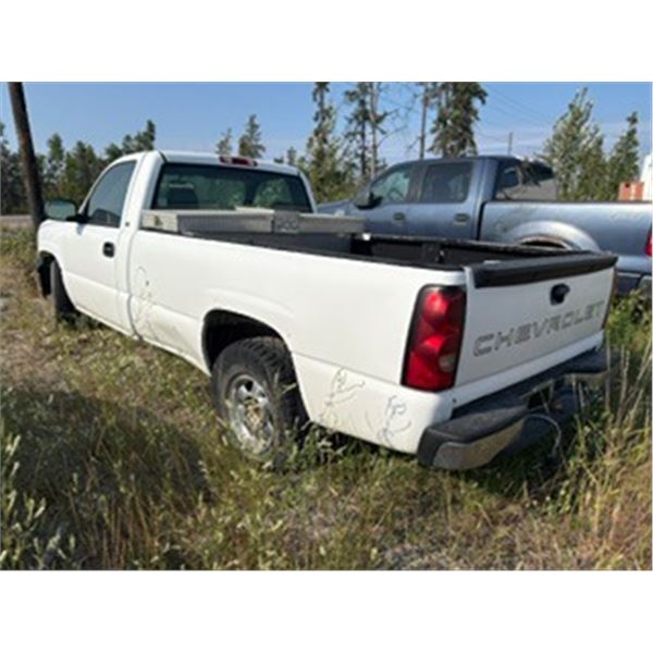 2004 GMC Truck