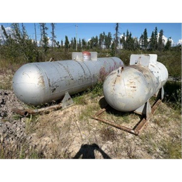 (2) propane tank