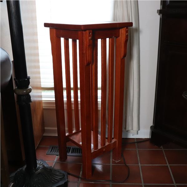 Mission / Arts & Crafts Style Oak Plant Stand
