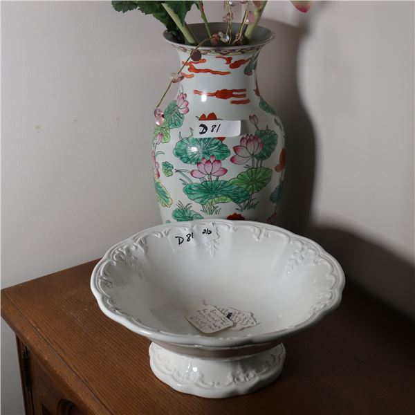 Large Chinese-Style Famille Verte Lotus Painted Glazed Vase, Late 20th/21st Century