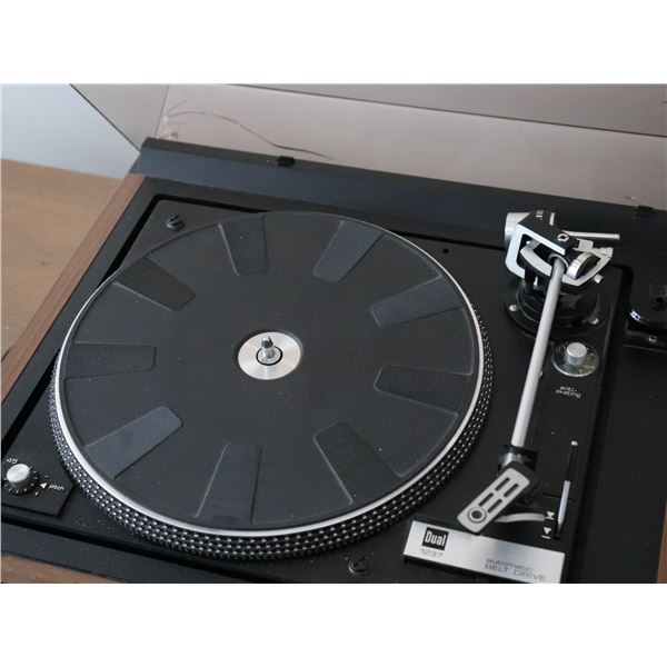 Dual 1237 Automatic Belt-Drive Turntable with Dust Cover
