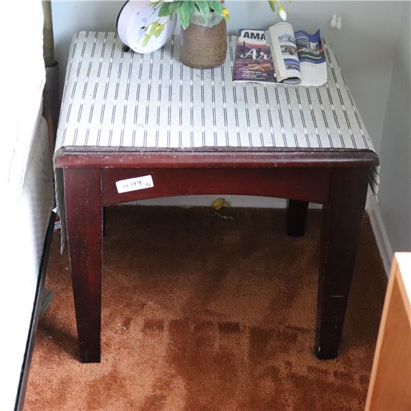 Pair of Mid-20th Century Unmarked Hardwood Side Tables