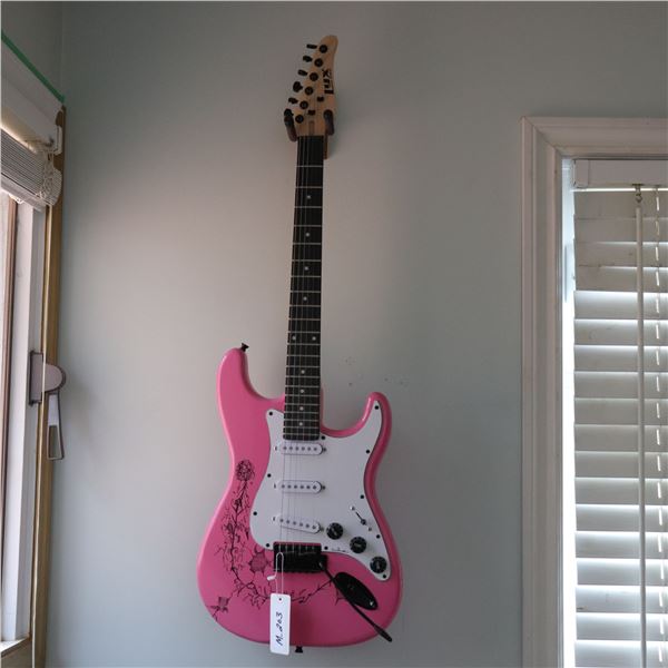 LUX PRO Stratocaster-Style Electric Guitar, Pink Floral Motif