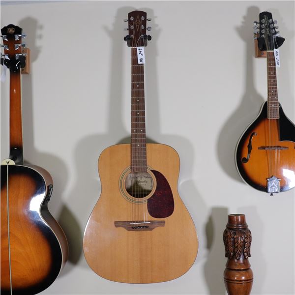 Alvarez RD10 Acoustic Dreadnought Guitar, Natural Finish