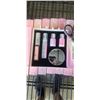 Image 4 : 20 NEW BLOOMORA BROW & LASH LIFT KITS