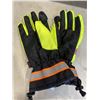 Image 2 : 2 PAIR SIZE MEDIUM WINTER GLOVES AND SPY SNOW GOGGLES