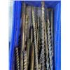 Image 3 : 2 TRAYS OF HEAVY DUTY DRILL BITS - VARIOUS LENGTHS 5" TO 20"