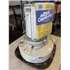 Image 2 : KEROSENE HEATER