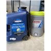 Image 1 : 2 PORTABLE WATER JUGS