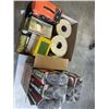 Image 1 : TRAY OF ASSORTED ELECTRONICS AND BULLDOG STEEL WOOL