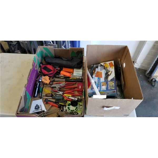 TRAY OF ASSORTED HAND TOOLS AND AUTOMOTIVE AND SHOP ITEMS, LOTS OF NEW ITEMS