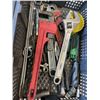 Image 3 : 2 TRAYS OF VARIOUS TOOLS, WRENCHES, FILES, ETC