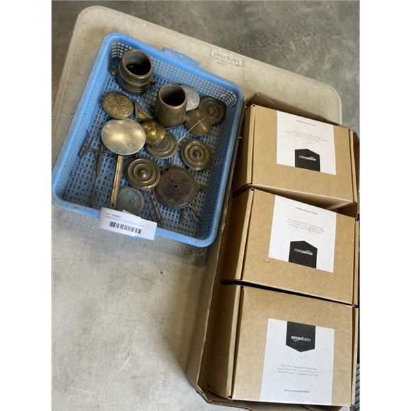 3 NEW AMAZON DOOR KNOB SETS AND TRAY OF VINTAGE CLOCK PENDULUMS