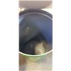 Image 2 : 200 LITRE FOOD GRADE DRUM