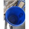 Image 2 : 3 FOOD GRADE 50 LITRE PLASTIC DRUMS