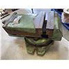 Image 3 : LARGE HEAVY BENCH VICE