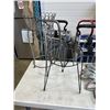 Image 2 : 2 METAL PLANT STANDS AND SUN WALL DECOR