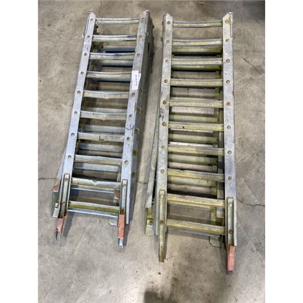 PAIR OF VEHICLE RAMPS
