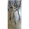 Image 1 : 9 FOOT FOLDABLE METAL LADDER