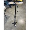 Image 1 : LEZYNE PROFESSIONAL BIKE PUMP