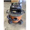 Image 2 : RIDGID 22.5 LITRE SHOP VAC, HOSE INLCUDED