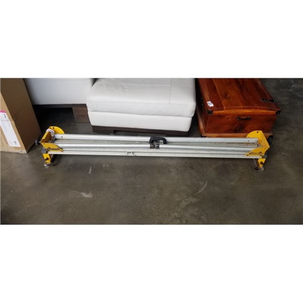 LARGE DEWALT SAW HORSE