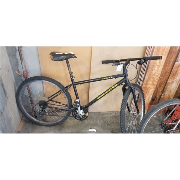 BLACK BIKE