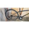 Image 2 : BLACK BIKE