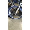Image 2 : FIJI WATER BIKE