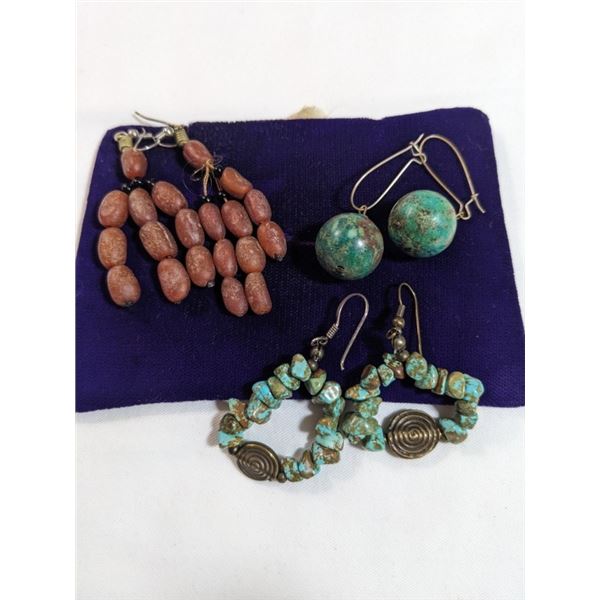 3 PAIRS OF VINTAGE SEMI PRECIOUS STONE BEADS EARRINGS