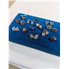 Image 2 : 13 PAIRS OF MISC STUD EARRINGS IN BOX
