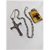 Image 2 : 2 CROSS PENDANTS W/ CHAIN NECKLACE AND 2 RELIGIOUS PENDANTS