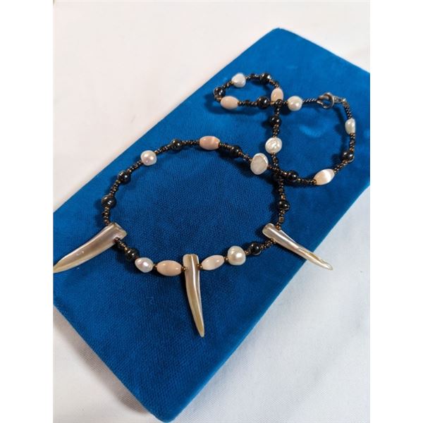 GENUINE PEARLS AND MOTHER OF PEARL BEADS CHOKER NECKLACE