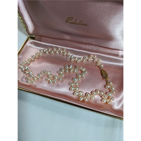 GENUINE PEARL CHOKER NECKLACE IN CASE