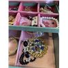Image 3 : JEWELLERY BOX FULL OF ASORTED ESTATE AND COSTUME JEWELLERY
