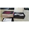 Image 2 : 2 NEW BEAUTIFUL PROFESSINAL INTERCHANGABLE CURLING WAND SET